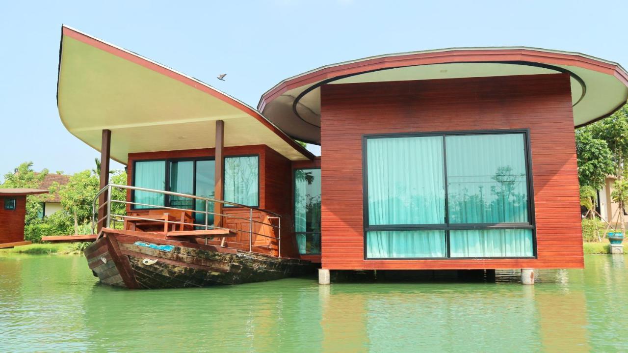 Boathouse Boutique Riverside Talat Amphoe Nakhon Chai Si Eksteriør bilde